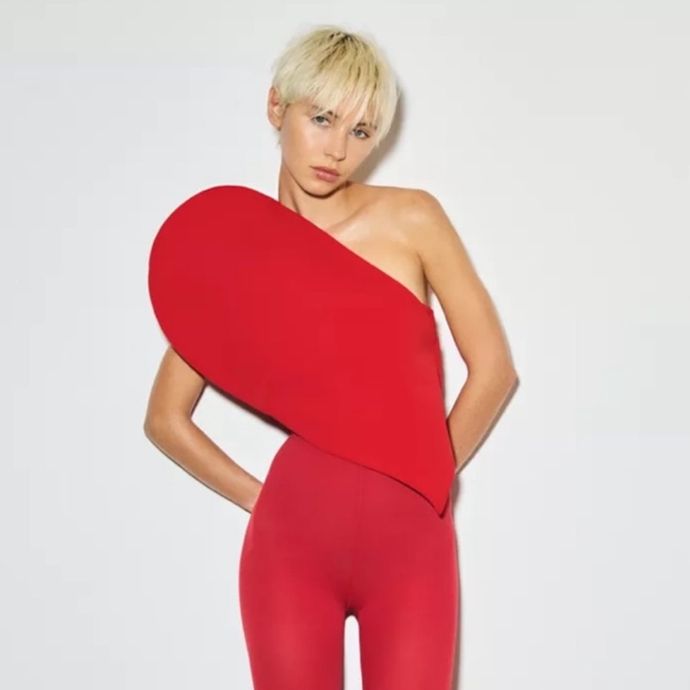 Zara Red One-Shoulder Asymmetric Top
